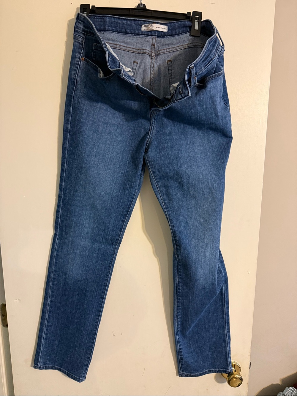 Signature by Levi Strauss Mid Blue Straight Leg Jeans